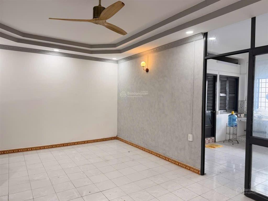Quận 6  chung cư ngay vòng xoay phú lâm  63m2  đường tân hoà đông  2.1 tỷ