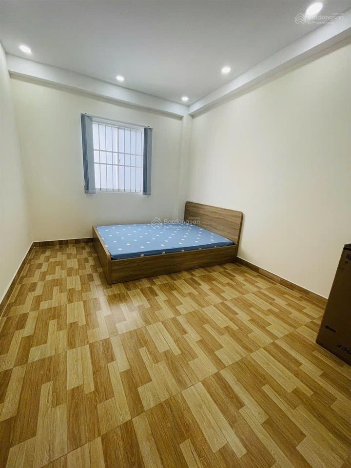 Chung cư 75m2 3 phòng ngủ có thang máy ngay trần hưng đạo  nguyễn văn cừ p2 quận 5 sát quận 1