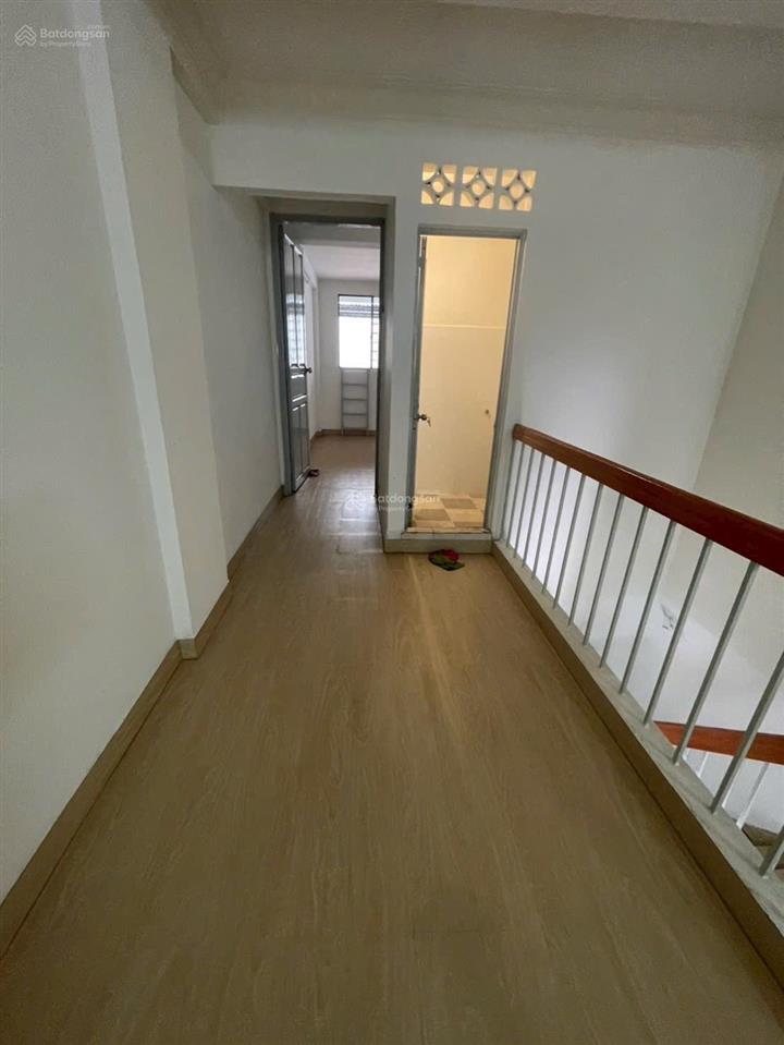 Quận 5  chung cư 100m2 tầng trệt mặt tiền đường mạc thiên tích  kế bên bv đhyd tản đà, hồng bàng