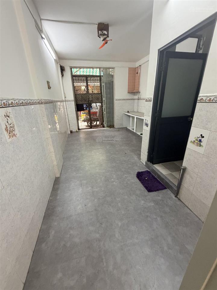 Quận 5  chung cư 100m2 tầng trệt mặt tiền đường mạc thiên tích  kế bên bv đhyd tản đà, hồng bàng