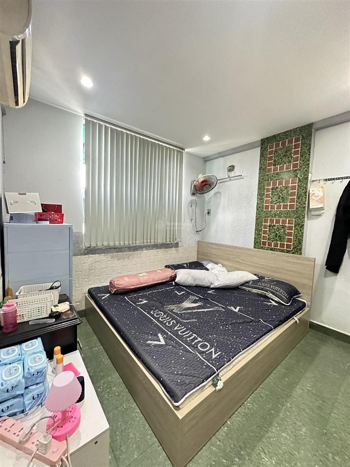 Kế bên xi grand court  chung cư hoà bình quận 10 ngay svd phú thọ có thang máy  căn góc 54m2 3pn