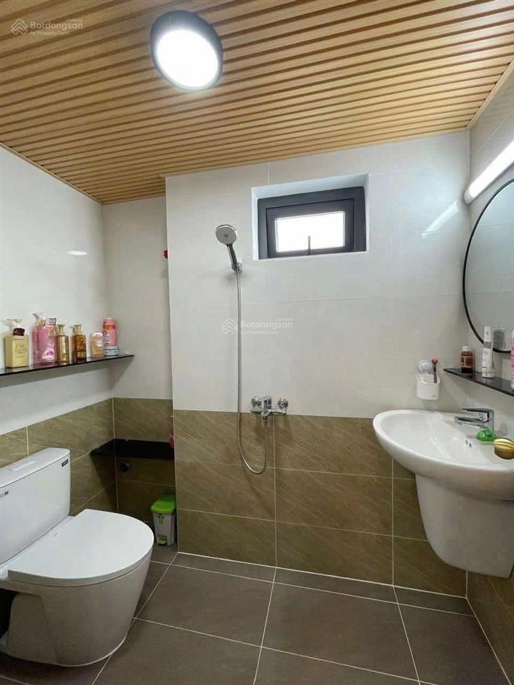 Ngay chợ bà hom  chung cư kiến thành  ngay vòng xoay phú lâm  căn hộ 60m2  2pn 2wc  thang máy