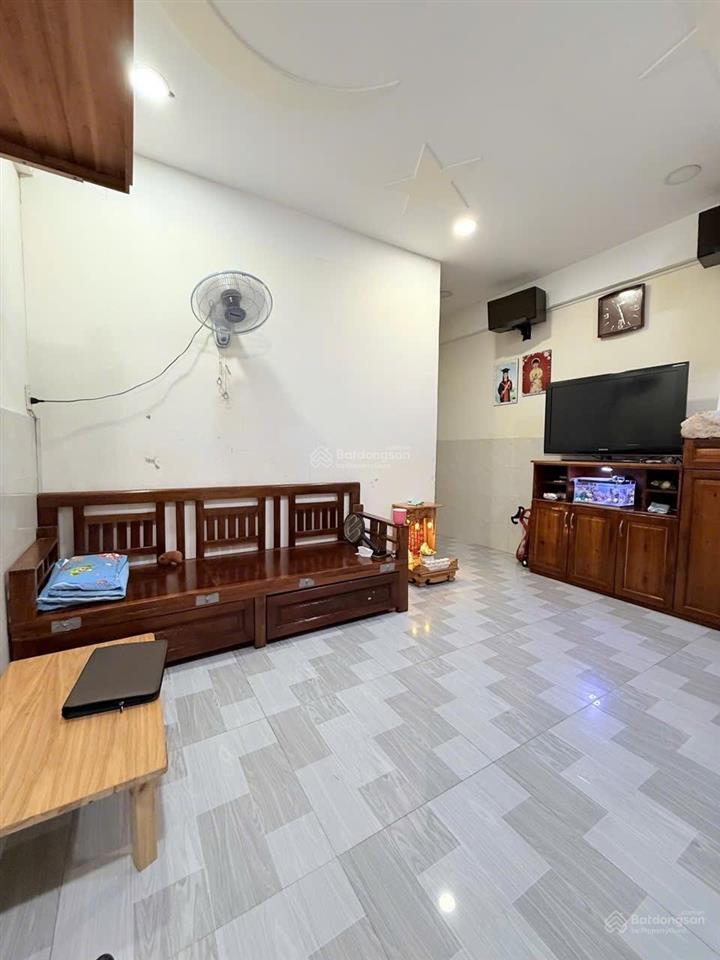 Chung cư hạnh phúc  đường ngô quyền  p6  q5  căn hộ 50m2 tầng trệt  sổ hồng riêng
