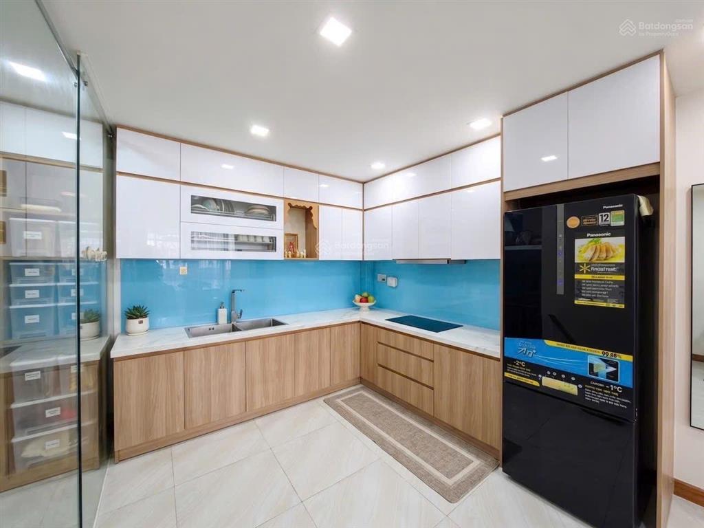 Chung cư 64m2 2pn 2wc mặt tiền đường nguyễn tri phương, đối diện bv nguyễn tri phương p8 quận 5