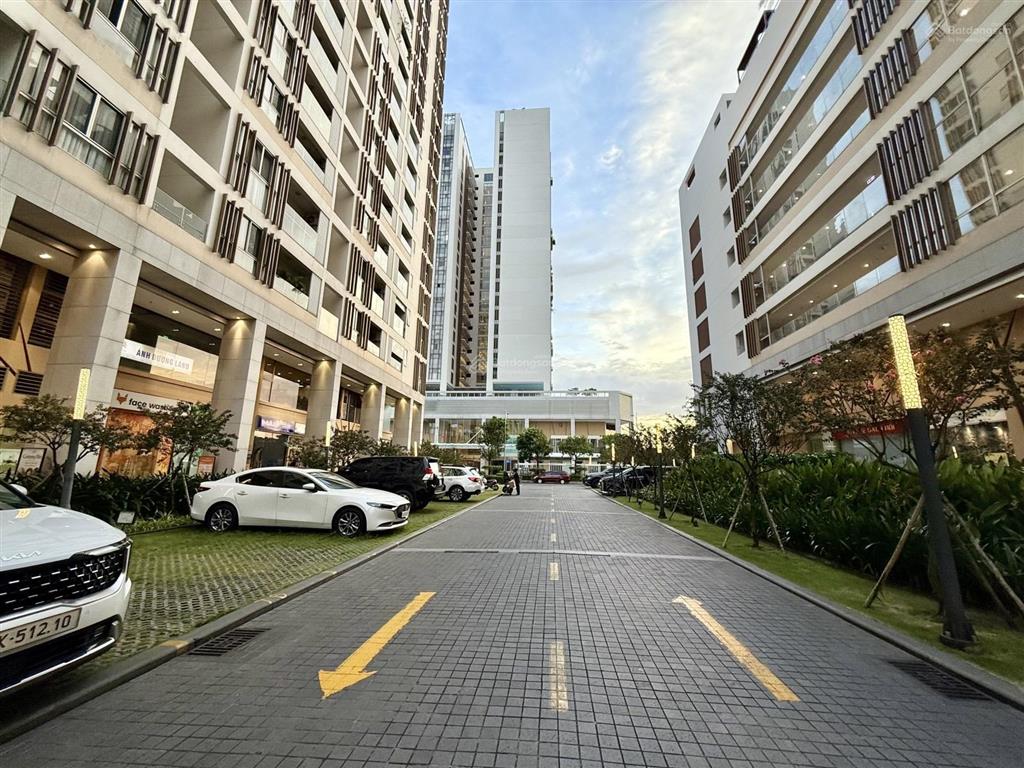 Shophouse 85m2 8.2x8.4m kdc phú mỹ hưng midtown tân phú quận 7  nhiều đơn vị lựa chọn đặt trụ sở
