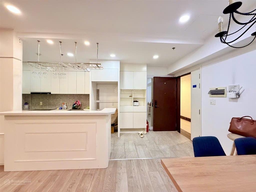 Căn hộ 3pn 2wc 96m2 river gate, vị trí ngay mặt tiền bến vân đồn, quận 4, chỉ vài bước đến quận 1