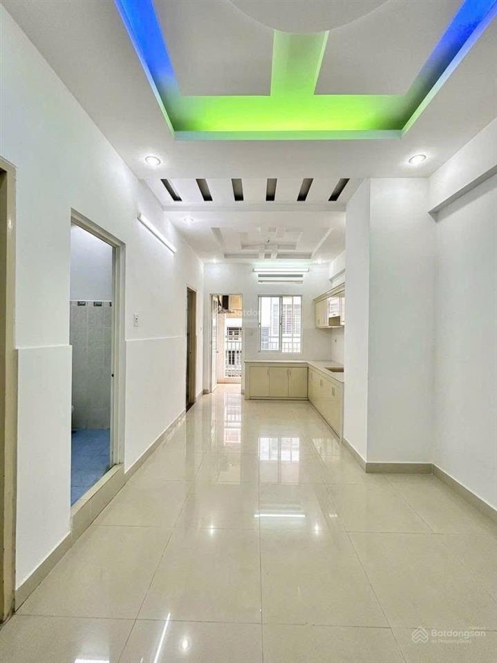 Cao ốc nguyễn kim p7 q10  lô góc cực hiếm  có sổ hồng riêng  61m2  2pn  2wc  thang máy