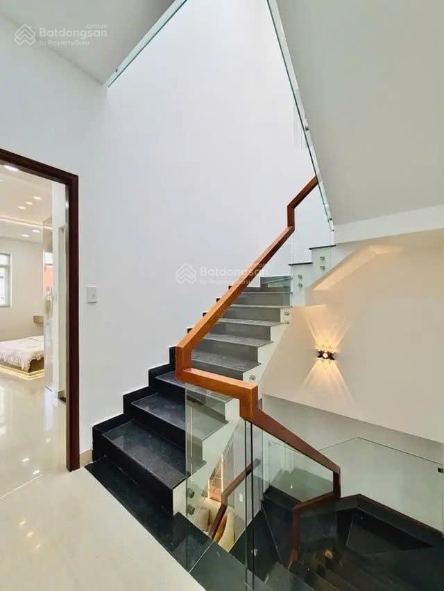 Nhà 4 tầng mặt tiền kinh doanh  66m2  giá 6.95 tỷ  gò vấp