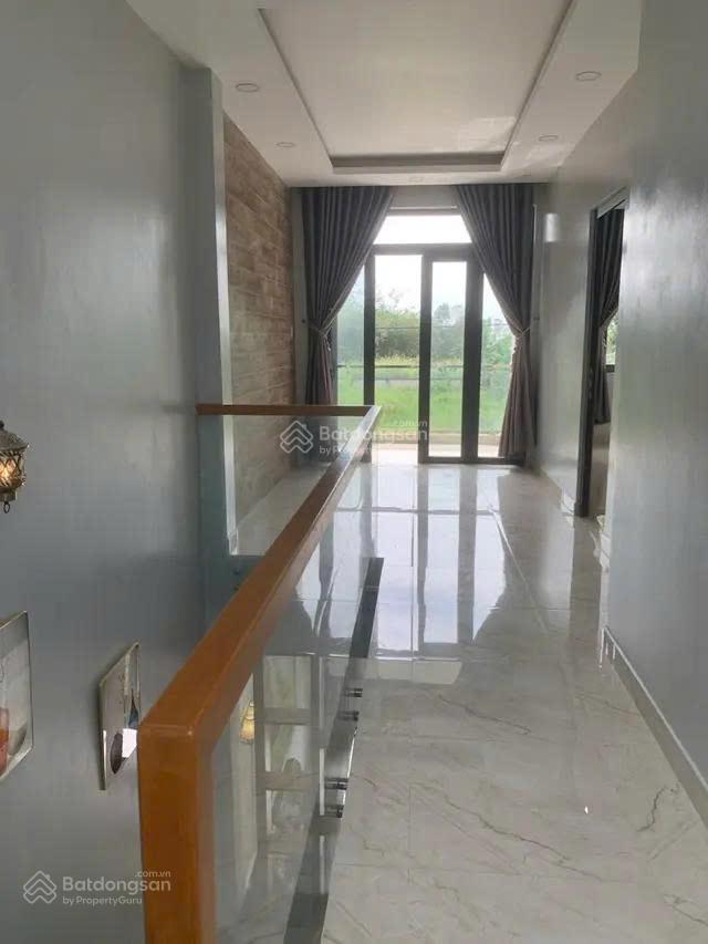 Nhà 2 tầng mới đẹp 90m2 phú hòa đông củ chi giá chỉ 3.3 tỷ