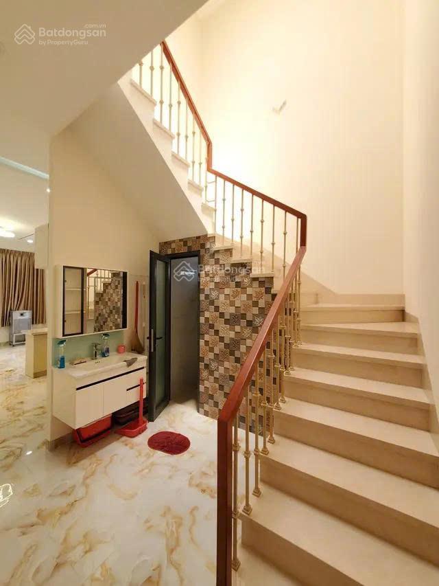 Nhà mới 100% 2 tầng 151m tặng 3 phòng trọ dòng tiền 12 triệu/tháng phú hòa đông củ chi giá 3.83 tỷ