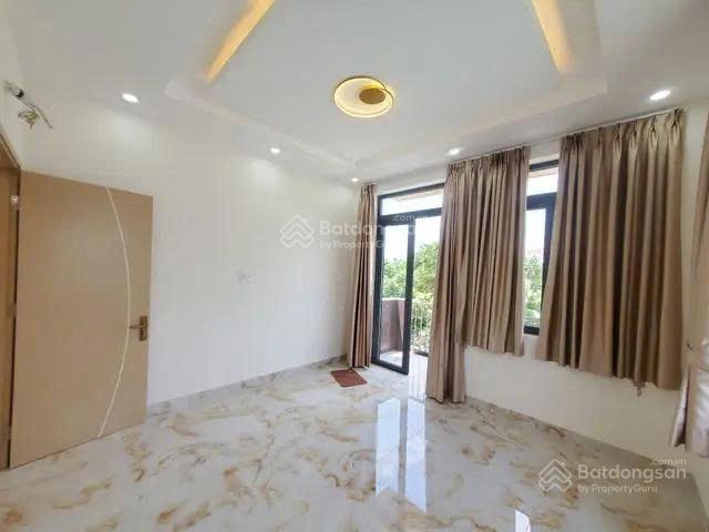 Nhà mới 100% 2 tầng 151m tặng 3 phòng trọ dòng tiền 12 triệu/tháng phú hòa đông củ chi giá 3.83 tỷ