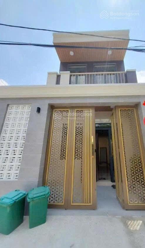 Nhà mới 100% 2 tầng 151m tặng 3 phòng trọ dòng tiền 12 triệu/tháng phú hòa đông củ chi giá 3.83 tỷ