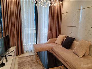 Chốt nhanh 1pn50m2 full nội thất tại vinhomes golden river (vins ba son), chỉ 23 triệu/tháng.