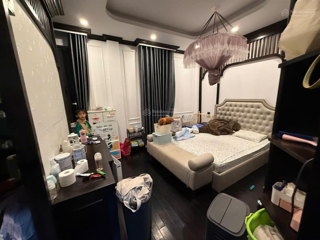 Còn sót lại 1 biệt thự sân vườn khe sanh dt lớn không gian xanh đường ô tô