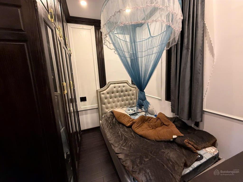 Còn sót lại 1 biệt thự sân vườn khe sanh dt lớn không gian xanh đường ô tô