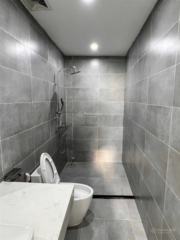 Bán nhà riêng 5pn, 6wc, 76m2 tại nguyễn thái học, điện biên, ba đình, hà nội, giá tốt