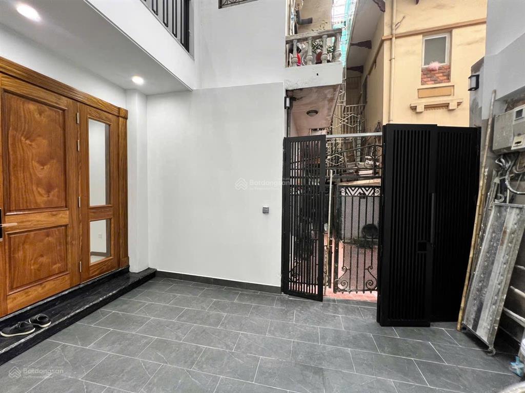 Bán nhà riêng 5pn, 6wc, 76m2 tại nguyễn thái học, điện biên, ba đình, hà nội, giá tốt