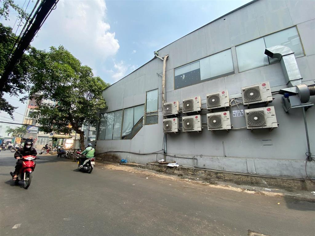 Đất hiếm! mặt tiền 1430 võ văn kiệtbình tiênq6 gần cao văn lầu20x18m thổ cư 310m2giá 92 tỷ(tl)