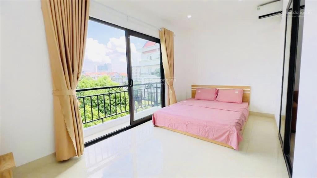 Gd tôi cần bán căn nhà phố thọ lão, hai bà trưng 75m, mt 5m, 5 tầng, giá hơn 20 tỷ