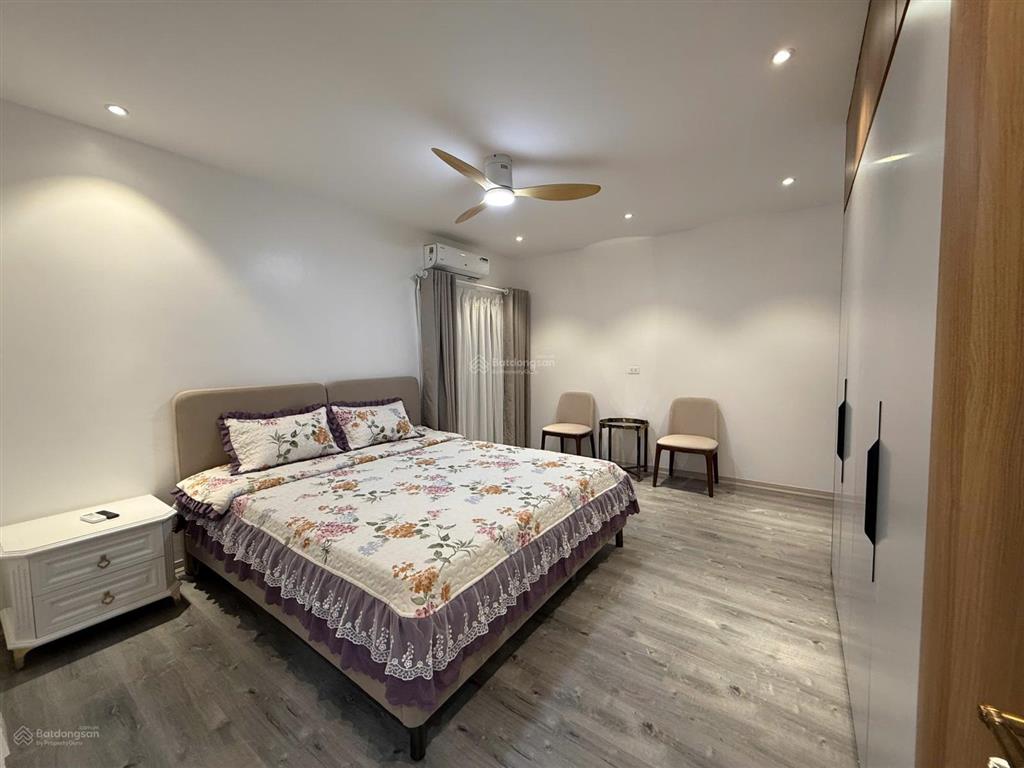 Do thay đổi công việc gđ tôi cần bán căn nhà phố lò đúc  hai bà trưng 35m2/6t full nội thất