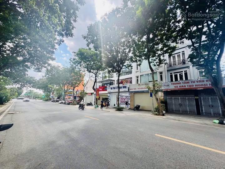 320m2/3tầng tt quận long biên, nhà phân lô, ô tô tránh, ô tô đỗ ngày đêm. kinh doanh ngaỳ đêm