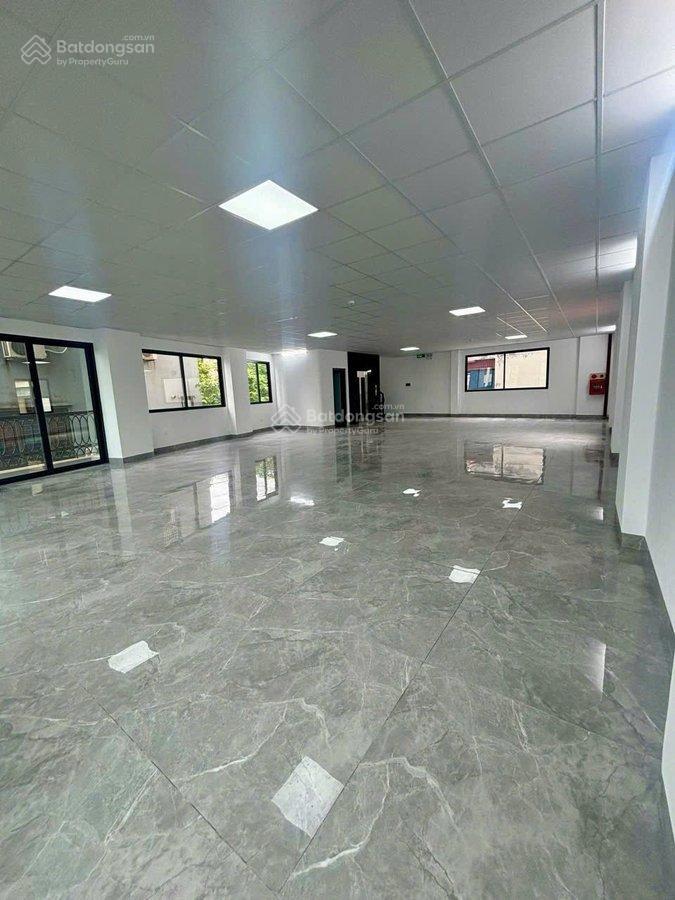 320m2/3tầng tt quận long biên, nhà phân lô, ô tô tránh, ô tô đỗ ngày đêm. kinh doanh ngaỳ đêm