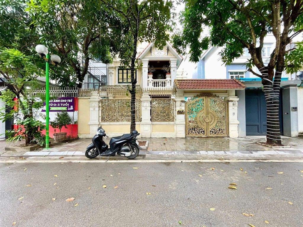 Gđ cần bán căn biệt thự linh đàm 49 tỷ 210m/5t thang máy phù hợp kinh doanh văn phòng