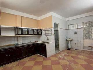 Bán nhà gác đúc mặt tiền đường hoa lư. diện tích đất 72m (4*18m), đường rộng 5m lề 3m