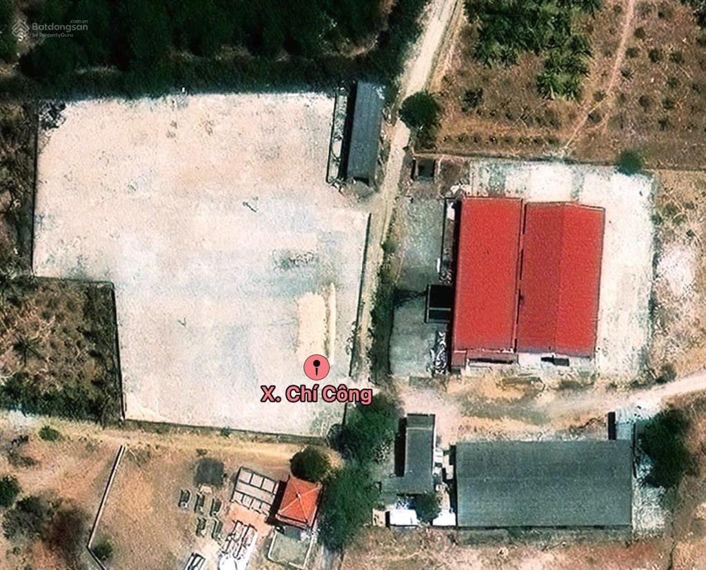 Bán đất sân đã làm nền xi măng có sổ chính chủ