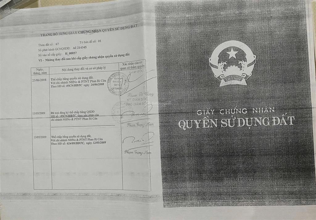 Bán đất sân đã làm nền xi măng có sổ chính chủ