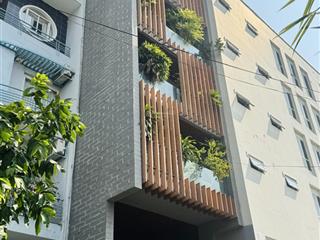 ( hiếm ) ngay parkson hùng vương , mt đep 4m x 16m  kết cấu 6 tầng  vỉa hè 10m