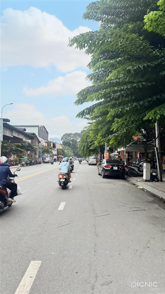 ( quá rẻ) biệt thự vip khu sân bay 7.2 x 20 , gara oto rộng rãi , 4 tầng 25 tỷ
