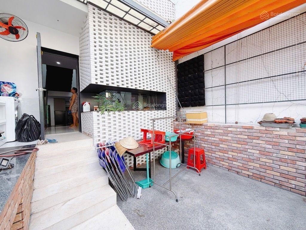 Bán nhà riêng tại đường lý phục man, 13,5 tỷ, 90 m2, 4pn, 4wc, giá ưu đãi, hot!