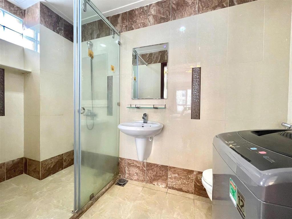 Cho thuê phòng tại 66 nguyễn cửu vân, bình thạnh, 5,5 triệu, 30 m2, full nội thất mới 100%