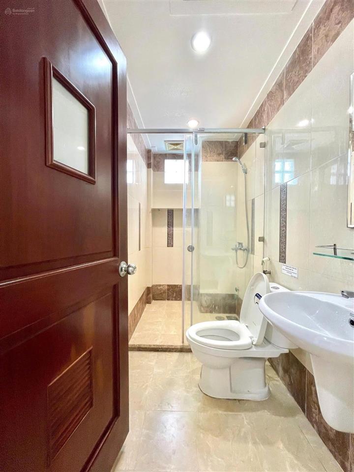 Cho thuê phòng tại 66 nguyễn cửu vân, bình thạnh, 5,5 triệu, 30 m2, full nội thất mới 100%