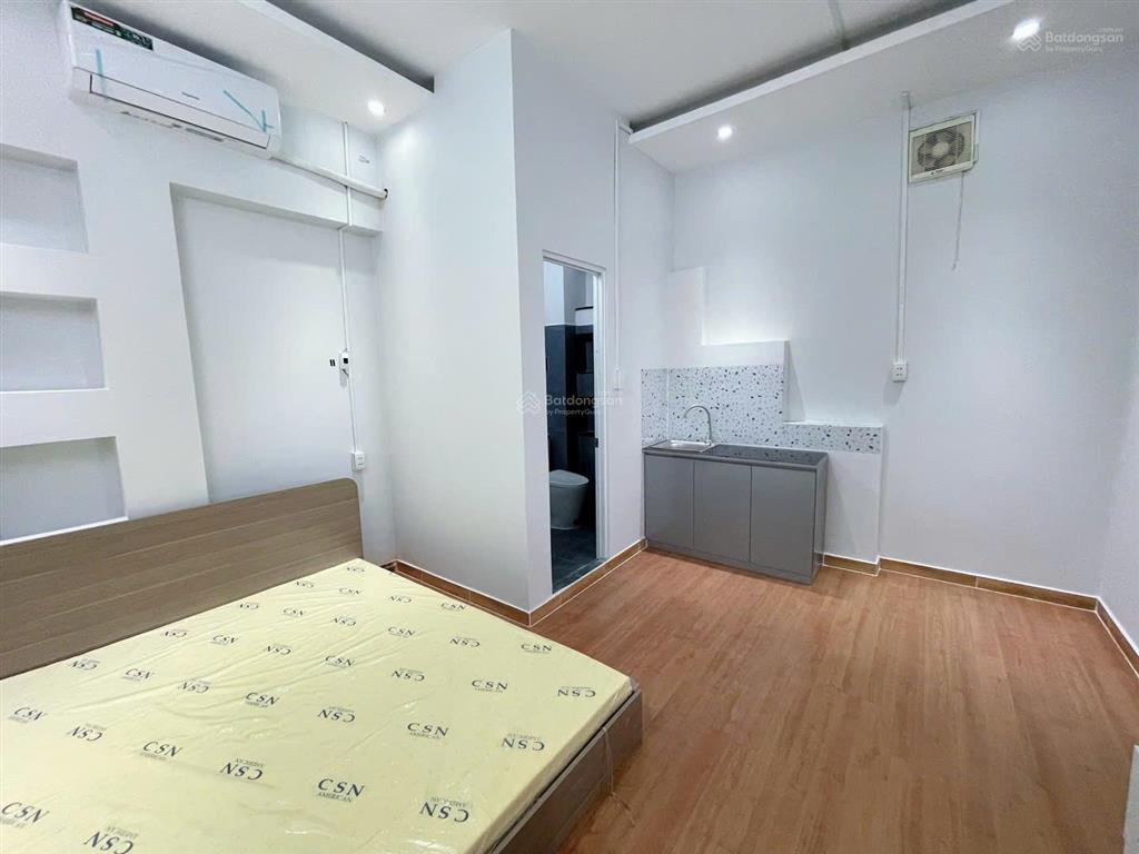Cho thuê phòng 5 triệu vnd tại 48/12 ung văn khiêm, gần trường hutech, gtvt