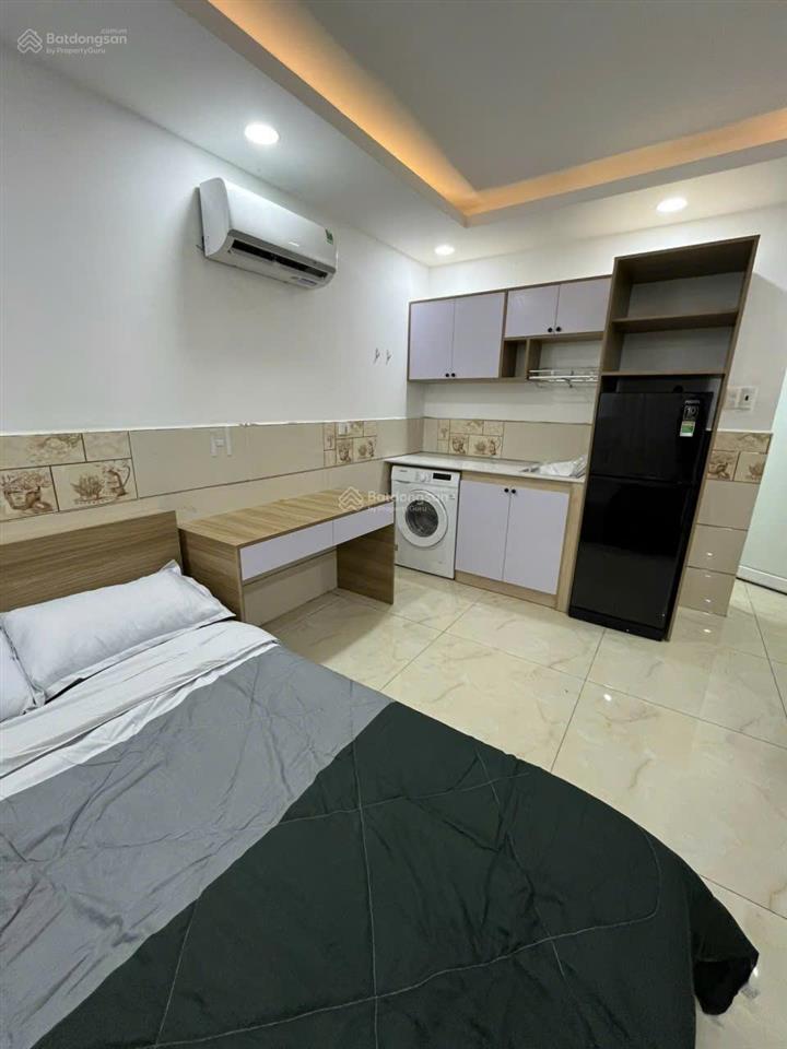 Cho thuê nhà trọ 252 nguyễn văn thương giá 5,5tr gần hutech, uef, hongbang có máy giặt riêng