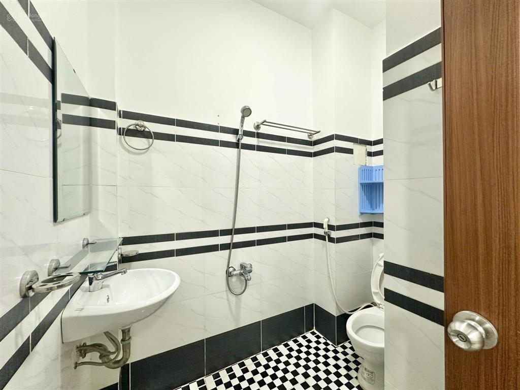 Cho thuê nhà trọ tại 120 thích quảng đức, 4,8 triệu, 25m2, giá tốt, chính chủ