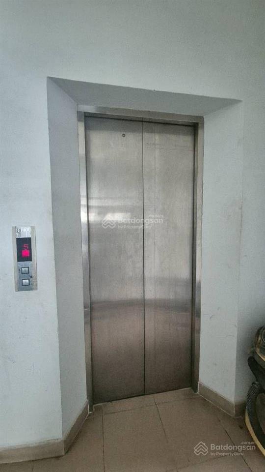 Dòng tiền 120tr/tháng, building 7t mt thích quảng đức, thang máy & pccc