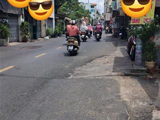 Dòng tiền 120tr/tháng, building 7t mt thích quảng đức, thang máy & pccc