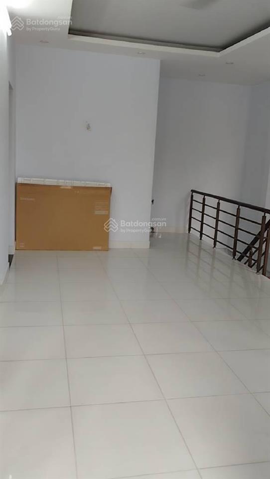 Mt lưu chí hiếu ngang 4,6m 51m  8,6 tỷ