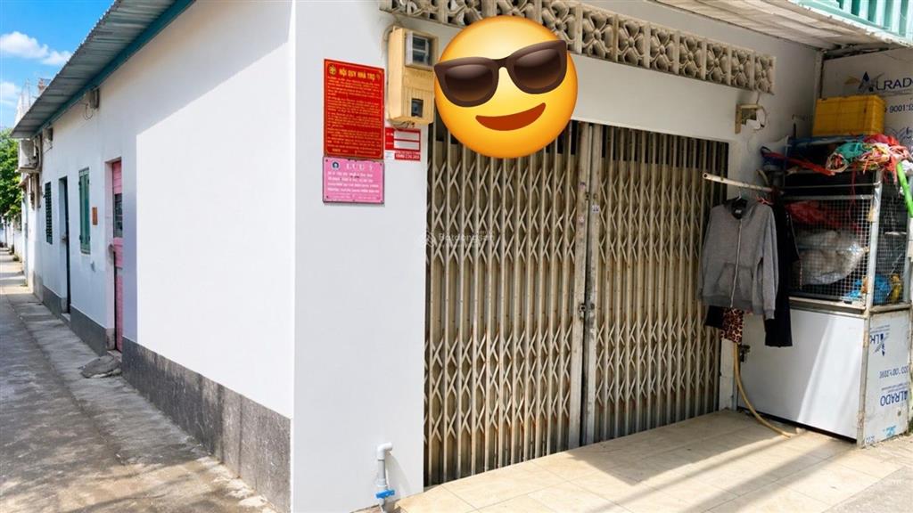Hxh phạm văn bạch, góc 3 mặt hẻm, 68m2 chỉ 6.5 tỷ  nhà nát tiện xây 5t