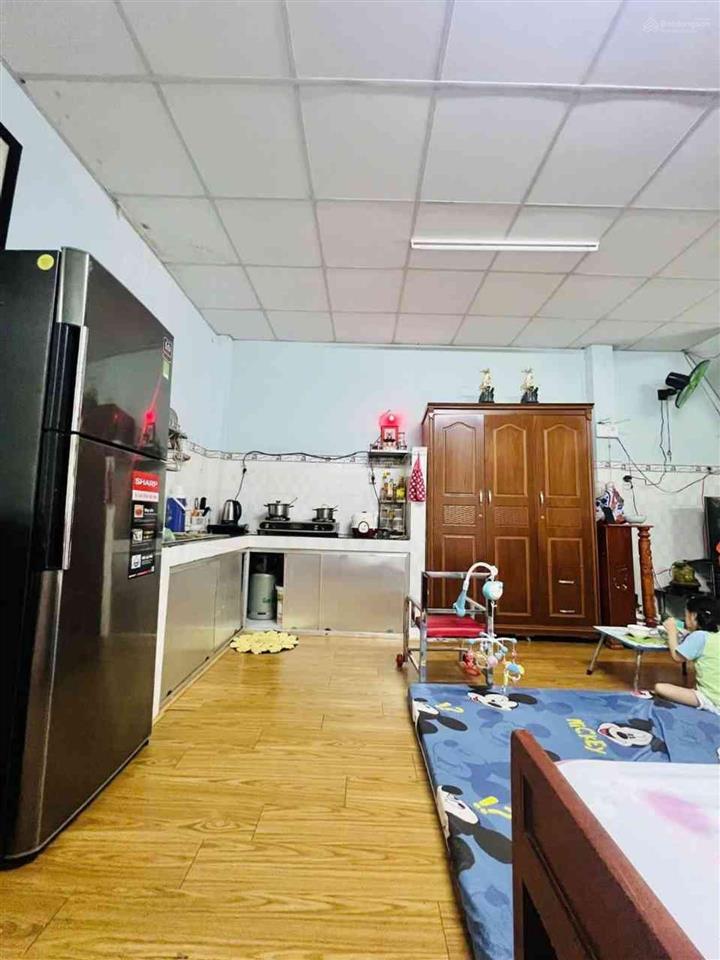 Nhà mặt tiền cách đh công thương vài bước, aeon ngang 5m 62m2 2 lầu 7,2 tỷ khai thác kinh doanh