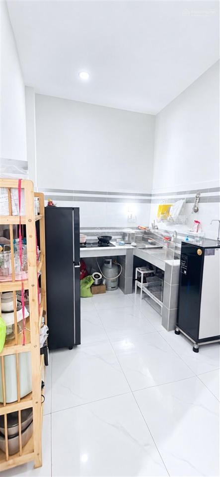 Chỉ 5,65 tỷ  hxh  vài bước ra âu cơ 52,5m nhà cấp 4 tiềm năng lô góc 2 mặt tiền