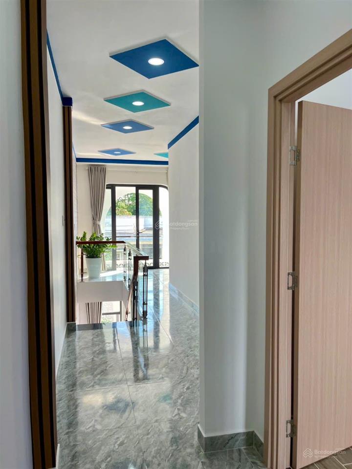 Cần bán gấp nhà 1 trệt 1 lầu 3 phòng ngủ
