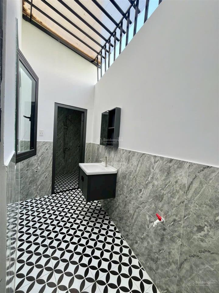 Cần bán gấp nhà 1 trệt 1 lầu 3 phòng ngủ