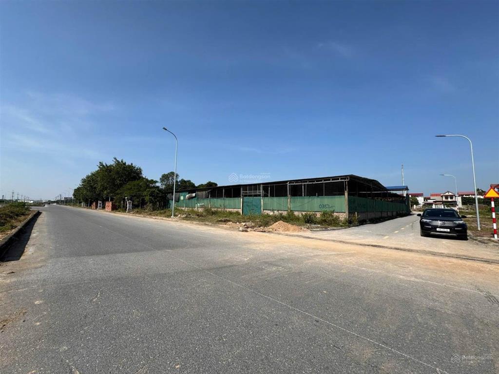  mảnh đất 70m2 giáp sân bay nội bài cơ hội có một không hai, chỉ 2,1 đ.