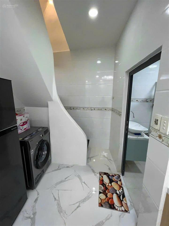 Bán nhà quận 7 giá rẻ nội thất đầy đủ sổ hông riêng giá 3 tỷ 5