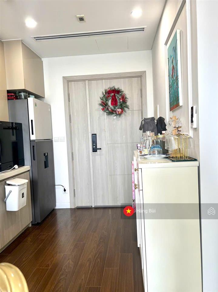 Bán căn hộ 2n2wc masteri west heights, 55m², full nội thất, ban công đông nam, giá 5.5 tỷ