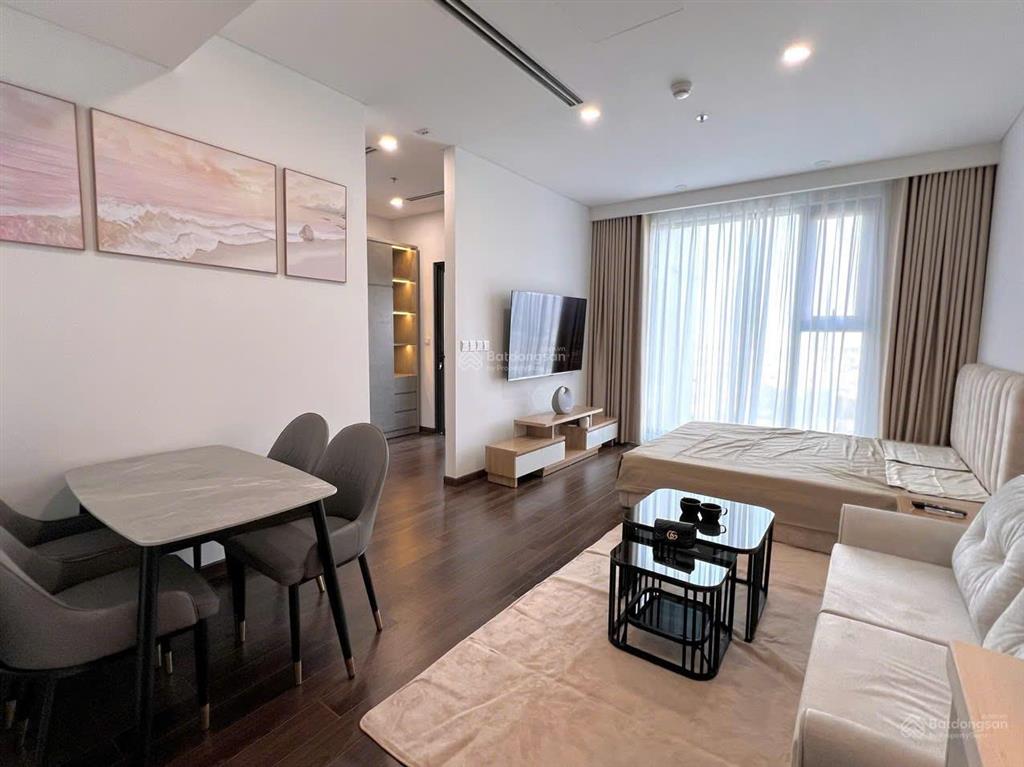 Cho thuê căn studio masteri west heights, full nội thất cao cấp, 9 triệu/tháng, nhận nhà ngay